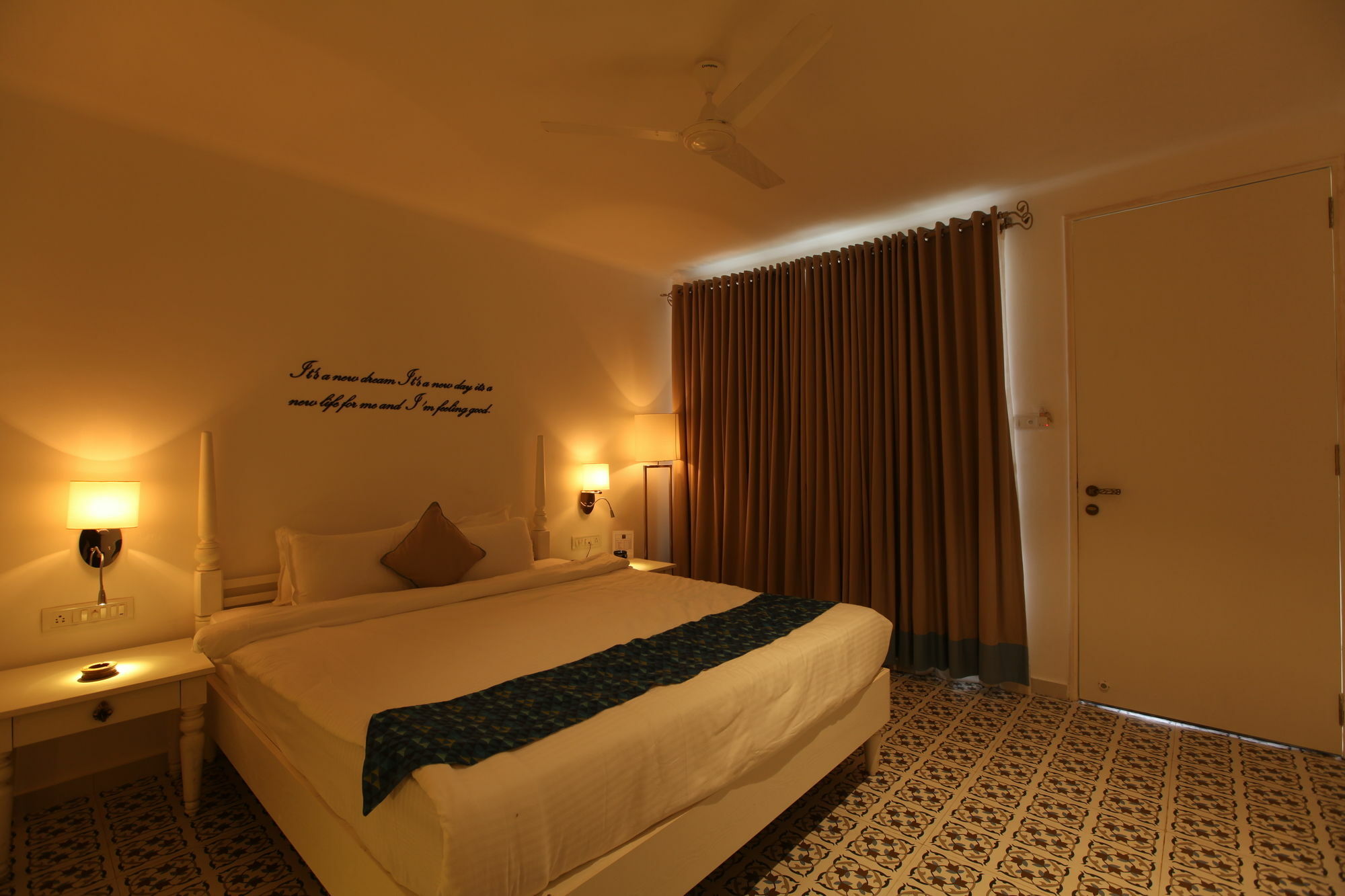 Red Thread Resort